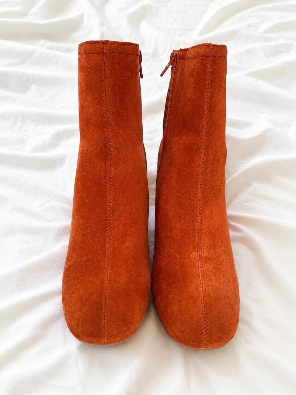 Urban Outfitters Rust Suede Ankle Booties US 9